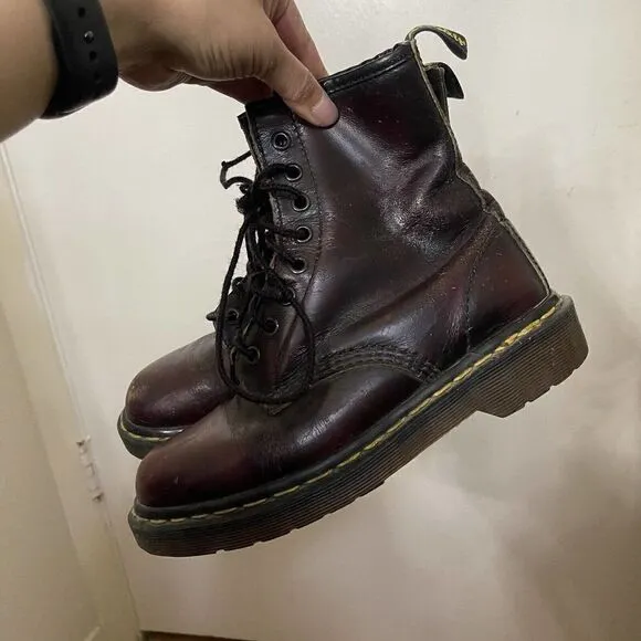 Dr. Marten 1460 leather combat boots cherry red Arcadia leather lace up UK 4