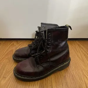 Dr. Marten 1460 leather combat boots cherry red Arcadia leather lace up UK 4