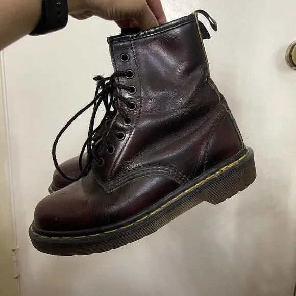 Dr. Marten 1460 leather combat boots cherry red Arcadia leather lace up UK 4