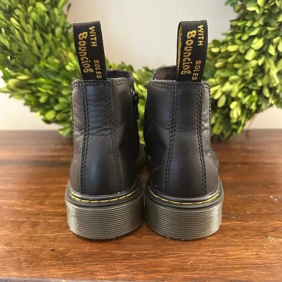 Dr Marten 2976 Junior T Leather Chelsea Boots 3