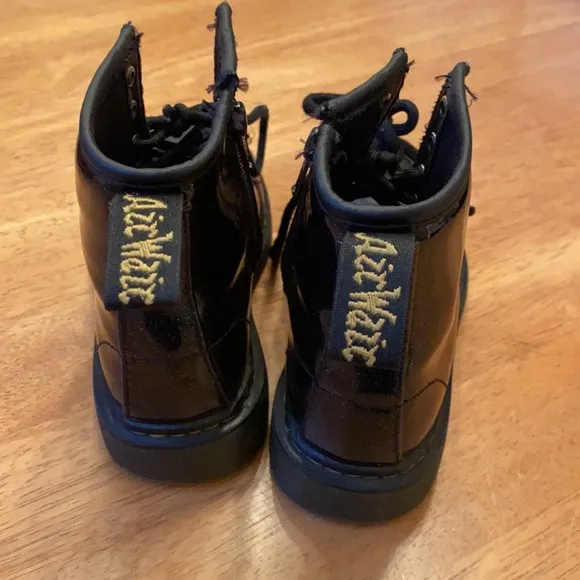 Dr Marten Air Wair Blk glitter combat boot sz 1 grunge rocker rockabilly docs