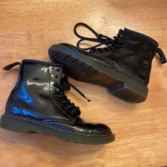 Dr Marten Air Wair Blk glitter combat boot sz 1 grunge rocker rockabilly docs