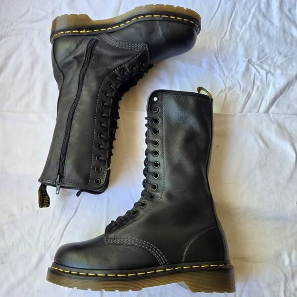 Dr Martens 10183 Women's Leather 14 Eye Combat Lace Up/Zip Boots Black Size 6