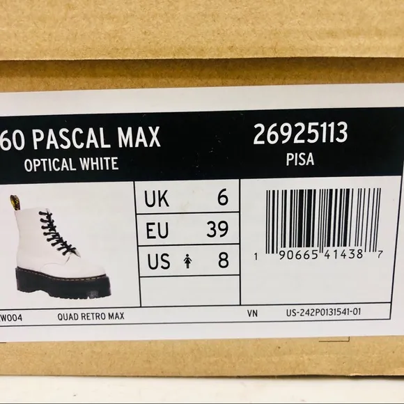 Dr. Martens  1460 Pascal Max Platform Combat Boots