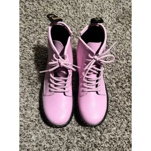 Dr. Martens 1460 Pascal Pastel Pink Leather‎ Combat Boots with Side Zip