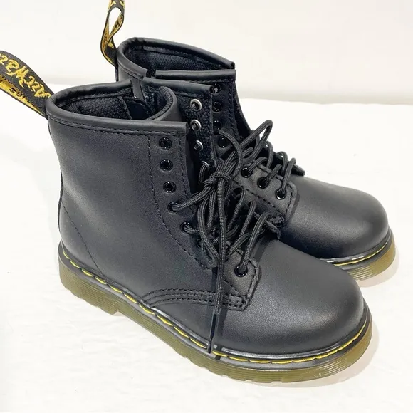 DR MARTENS 1460 Toddler Size 10 Lace Up Boots Black Combat Smooth Leather NEW