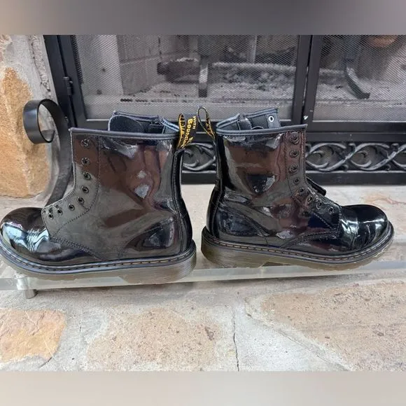 DR. MARTENS 1460 Unisex PATENT LEATHER 11821 COMBAT BOOTS BLACK SZ 6 W 7