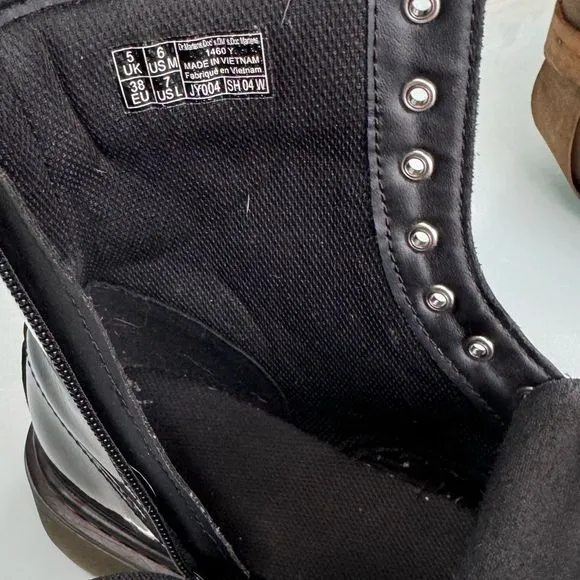 DR. MARTENS 1460 Unisex PATENT LEATHER 11821 COMBAT BOOTS BLACK SZ 6 W 7