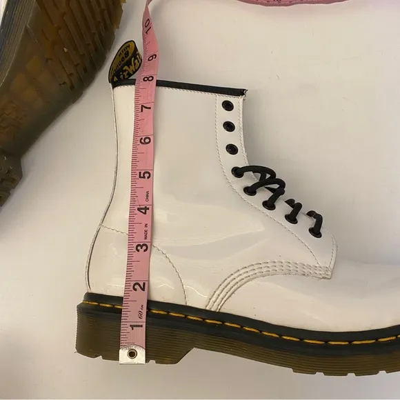 Dr. Martens || 1460 White Patent Leather Boots Combat High Top 8 Eye 39 US 8