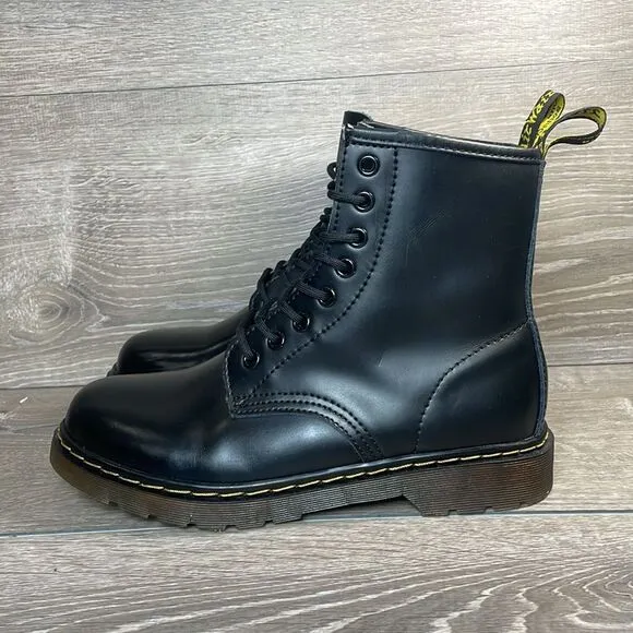 Dr Martens 1460 Women’s Sz 9 Smooth Black Leather 8-Eye Lace Up Combat Boots