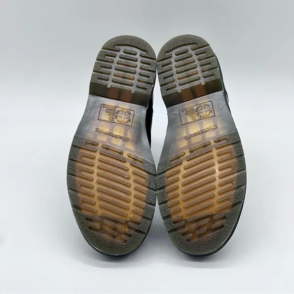 Dr. Martens 2796 Chelsea Boots. Size 8