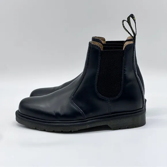 Dr. Martens 2796 Chelsea Boots. Size 8