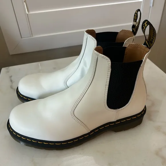 Dr. Martens 2976 Chelsea Boots Men’s Size 12 White New NWT
