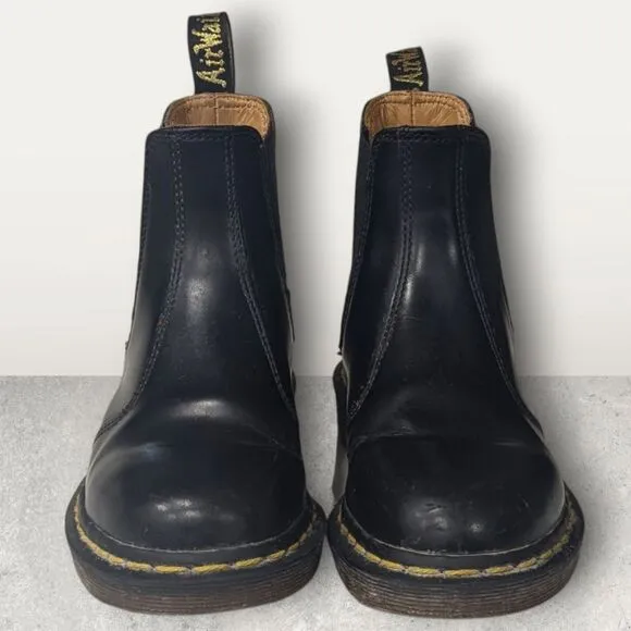 Dr Martens 2976 Chelsea Boots Womens US 6 Made in England Distressed Grunge
