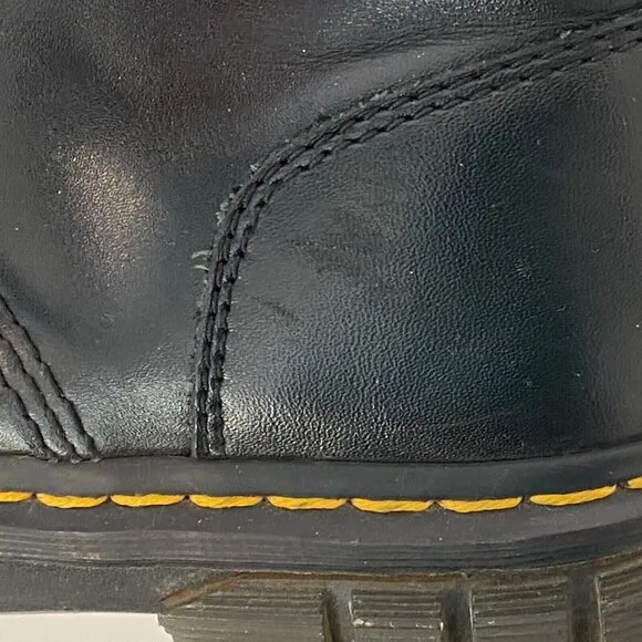 Dr. Martens Audrick 8 Eye Combat Boots Womens Sz 9 AirWare Grunge Punk Platform