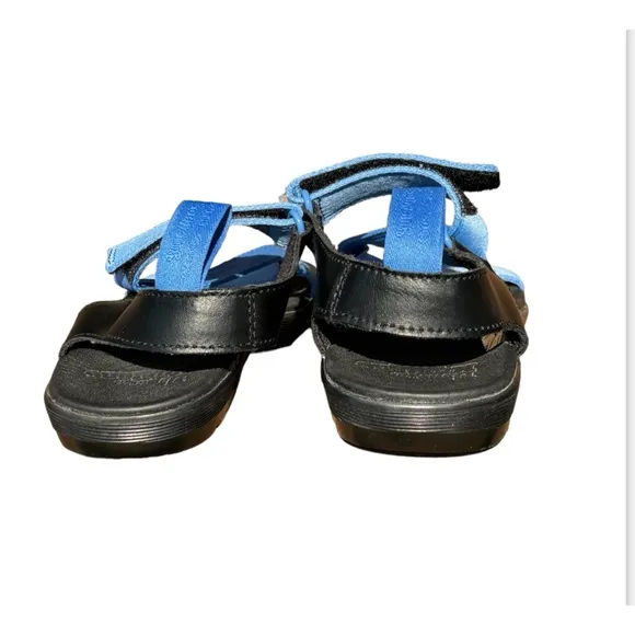 Dr. Martens Balfour Women’s Z-Strap Black/BlueAir Wair cushioned sole Sandals