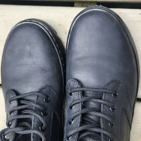 Dr. Martens Black Bonny Leather Moto Combat Boots Unisex Men's Size 8 Ladies 9