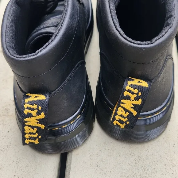 Dr. Martens Black Bonny Leather Moto Combat Boots Unisex Men's Size 8 Ladies 9