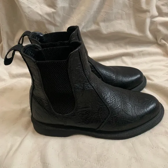Dr. Martens Black Leather Chelsea Boots