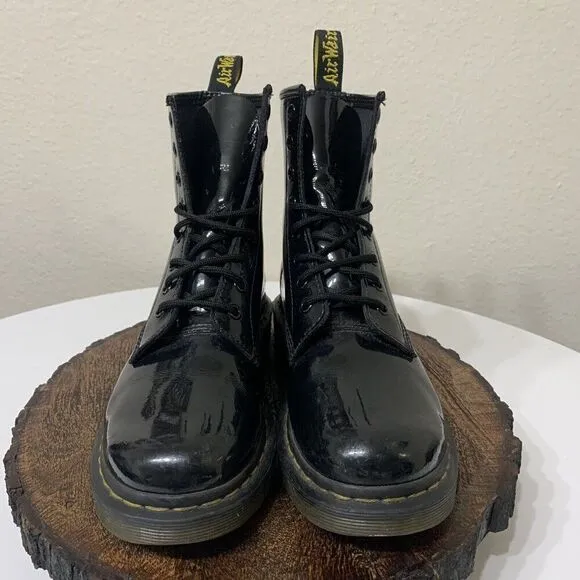 Dr. Martens Black Patent Leather Size UK 5 US 7 L Lace Up 1460W Doc Combat Boots