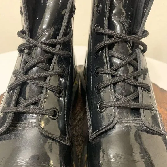 Dr. Martens Black Patent Leather Size UK 5 US 7 L Lace Up 1460W Doc Combat Boots