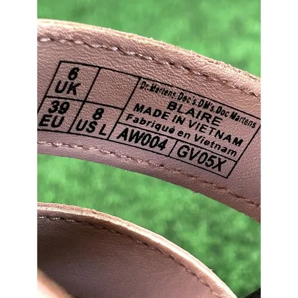 Dr Martens Blaire Pink Chalk Patent Leather Platform Strap Sandals Women’s 8‎