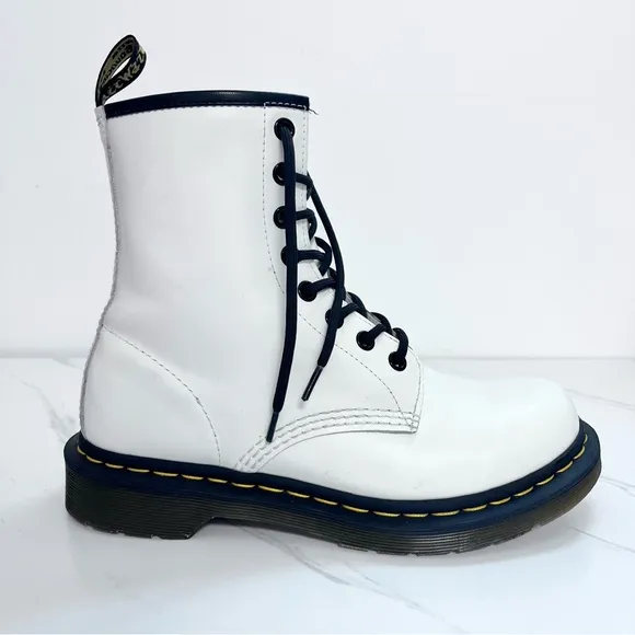 Dr. Martens Boots White Leather Combat Style Lace Up Boot Size 7