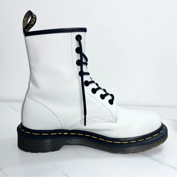 Dr. Martens Boots White Leather Combat Style Lace Up Boot Size 7