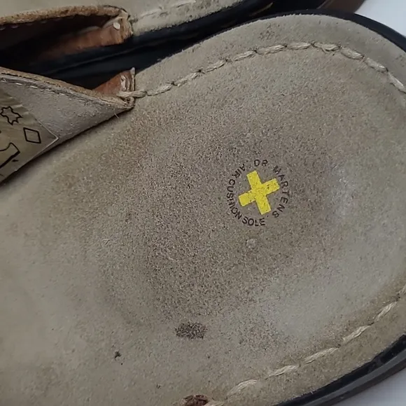 DR. MARTENS BROWN PEBBLED LEATHER SLIP ON SANDALS MENS 14