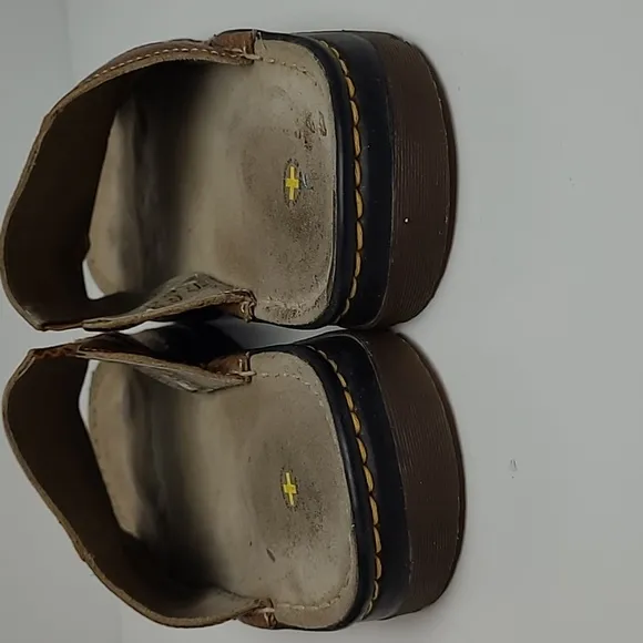 DR. MARTENS BROWN PEBBLED LEATHER SLIP ON SANDALS MENS 14