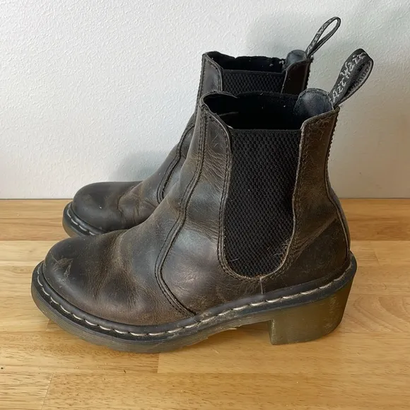 Dr. Martens Cadence Chelsea Boots
