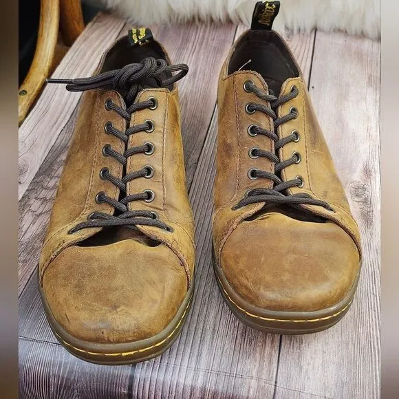 Dr Martens Calmont low top sneakers Oxford casual men's 12