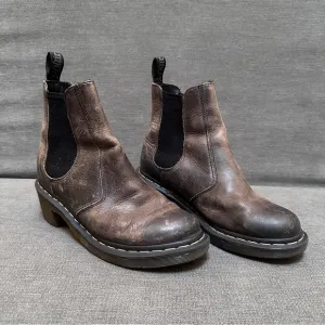 Dr. Martens Chelsea Boots