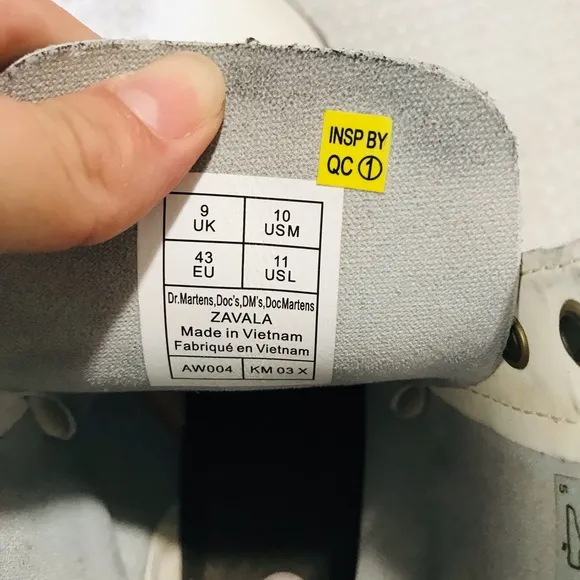 Dr. martens combat boots