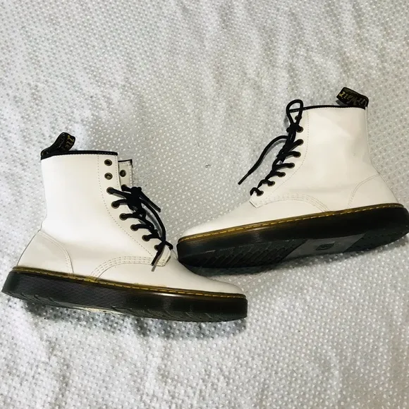 Dr. martens combat boots