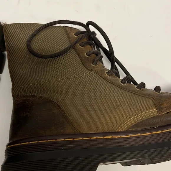 Dr Martens Combs 2 Combat Boots