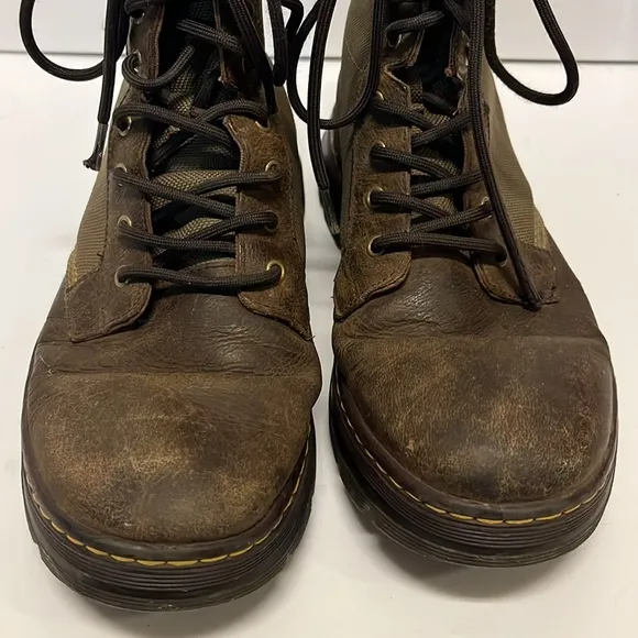 Dr Martens Combs 2 Combat Boots