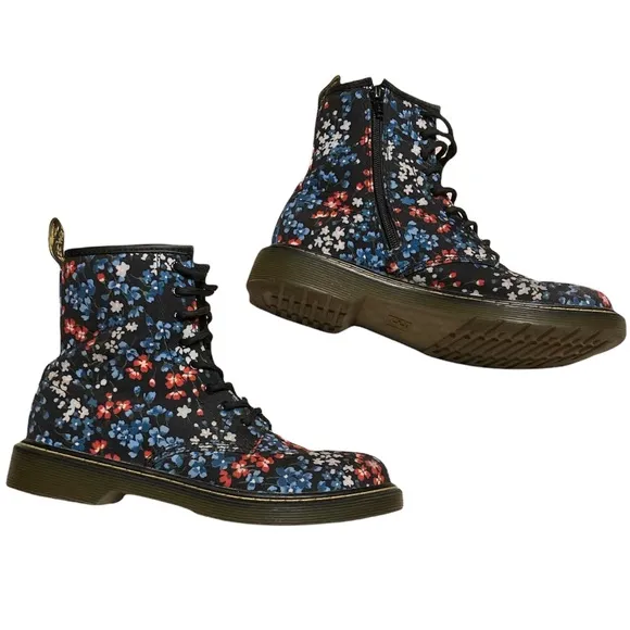 Dr. Martens Delaney Blue Floral Combat Boots Size 7