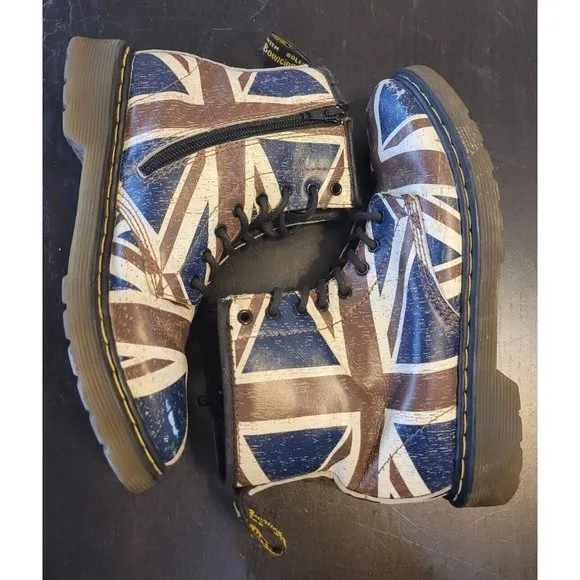 Dr. Martens DELANEY Union Jack Airwair Boots US Women's 5 Mens 4 Youth 3.5Y