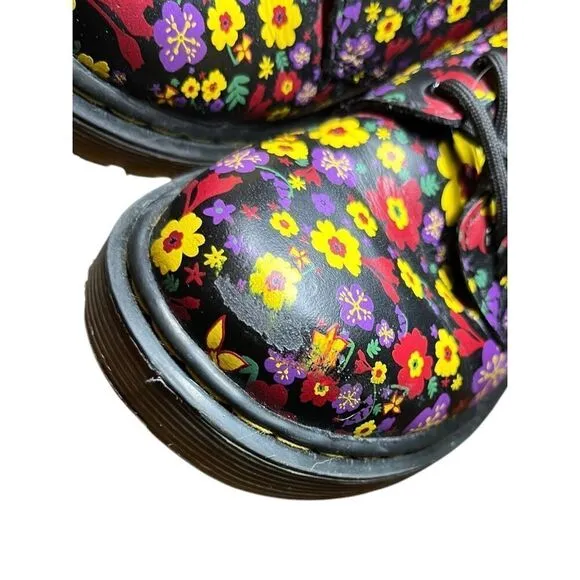 Dr. Martens Delaney Floral Combat Boots Size 2