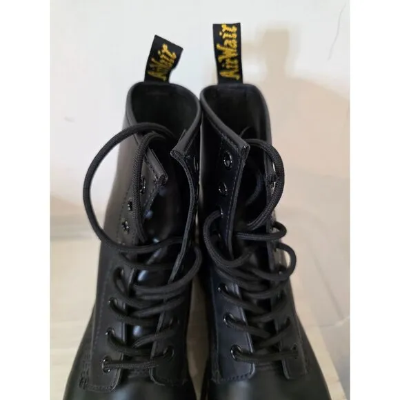 Dr Martens Doc Marten Vegan Combat Boots Womens 8