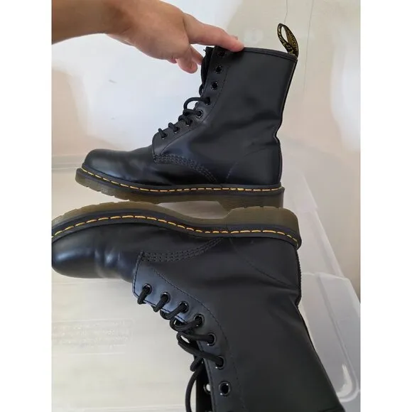Dr Martens Doc Marten Vegan Combat Boots Womens 8