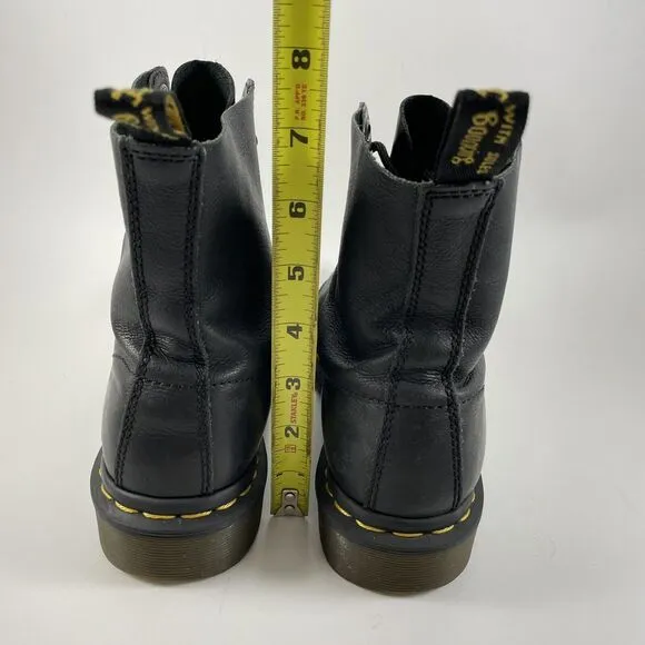 Dr Martens Doc Pascal Combat Boots Womens Size 6 Black Leather 8-Eye Classic