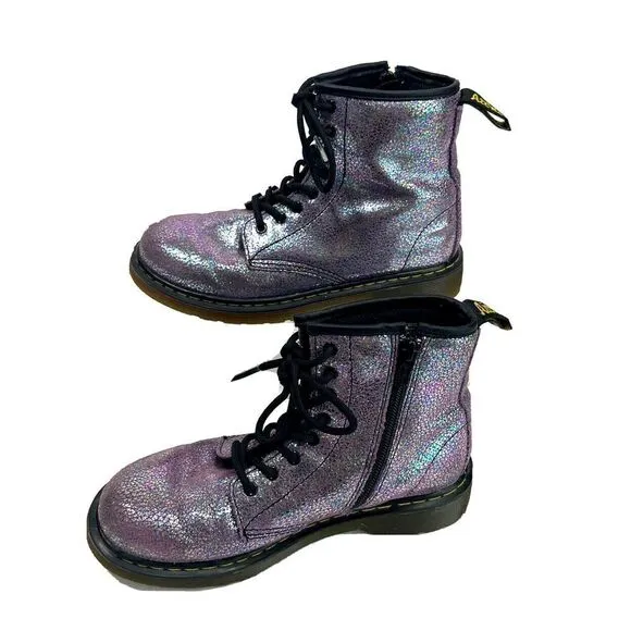 Dr. Martens Doc Delaney Holographic Combat Boots Big Girls Size 3 Purple Shimmer