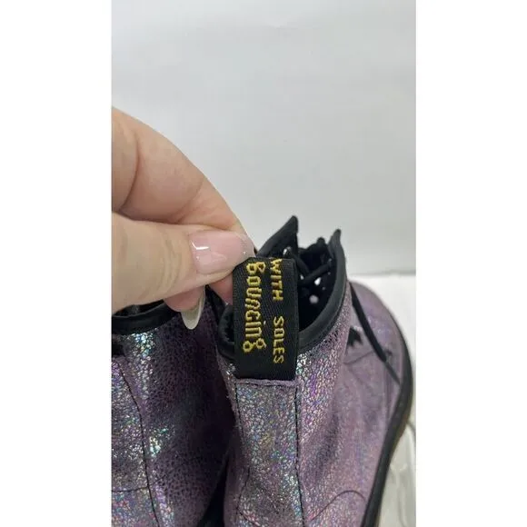 Dr. Martens Doc Delaney Holographic Combat Boots Big Girls Size 3 Purple Shimmer