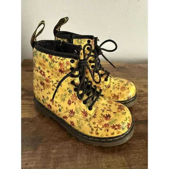 Dr Martens Docs Doc Martens Sun Yellow Ditsy Floral‎ Combat Boots Youth US 9