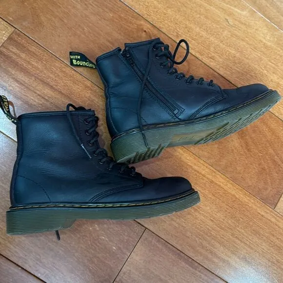 Dr Martens Doc's Combat Boots Black kids size 2