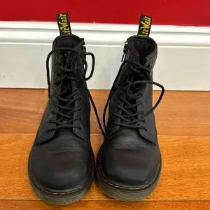 Dr Martens Doc's Combat Boots Black kids size 2