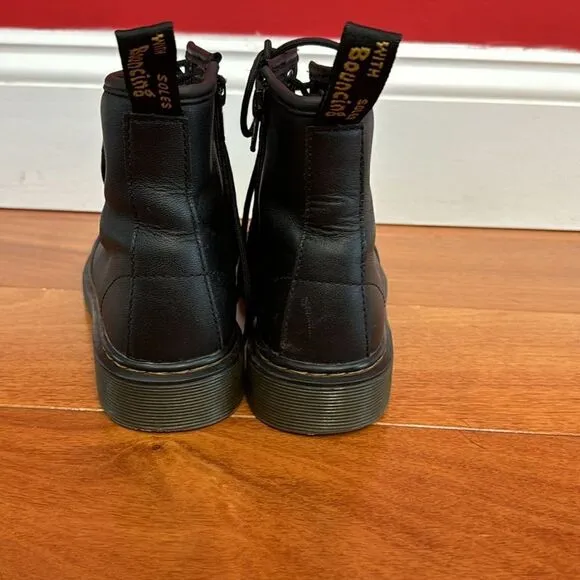 Dr Martens Doc's Combat Boots Black kids size 2