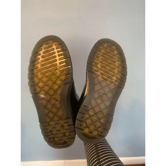 Dr. Martens Dorian Black Chelsea Boot, size 7 women's